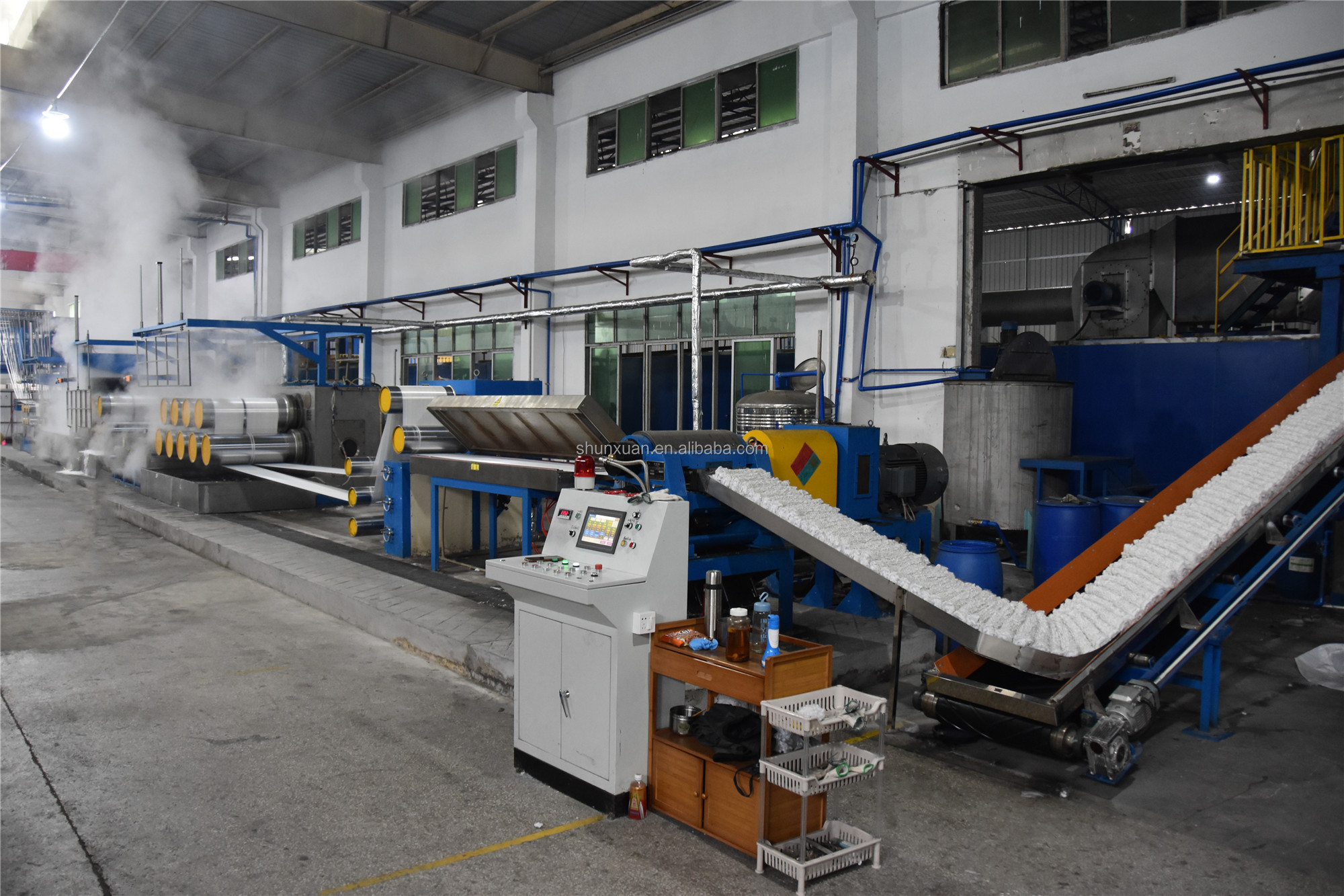 Ligne de production de fibres de machine de recyclage de flocons PET, ligne de production de fibres de polyester